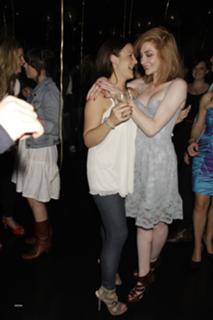 Nicola Roberts feet photo thumbnail