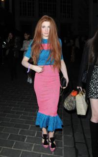 Nicola Roberts feet photo thumbnail