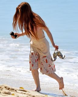 Nicola Roberts feet photo thumbnail