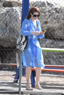 Nicola Roberts feet photo thumbnail