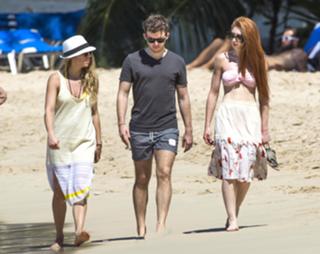 Nicola Roberts feet photo thumbnail
