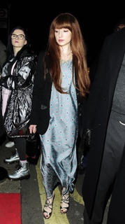 Nicola Roberts feet photo thumbnail