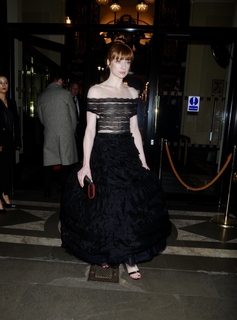 Nicola Roberts feet photo thumbnail