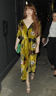 Nicola Roberts feet photo thumbnail