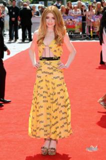 Nicola Roberts feet photo thumbnail