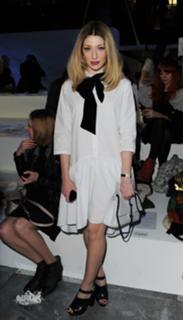 Nicola Roberts feet photo thumbnail