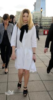 Nicola Roberts feet photo thumbnail