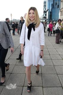 Nicola Roberts feet photo thumbnail