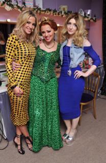 Nicola Roberts feet photo thumbnail