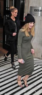 Nicola Roberts feet photo thumbnail