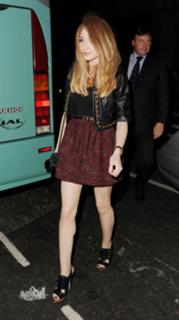 Nicola Roberts feet photo thumbnail