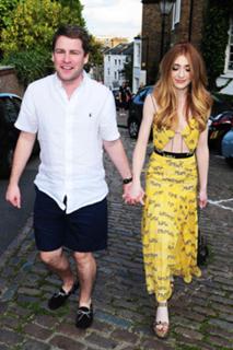 Nicola Roberts feet photo thumbnail