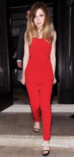 Nicola Roberts feet photo thumbnail