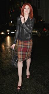 Nicola Roberts feet photo thumbnail