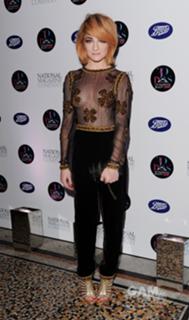 Nicola Roberts feet photo thumbnail