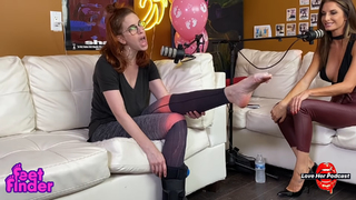 Nicole Aimée Schreiber feet photo 8