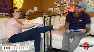 Nicole Aimée Schreiber feet photo 2
