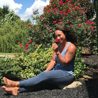 Nicole Alexander feet photo thumbnail