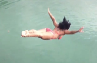 Nicole Alexander feet photo thumbnail