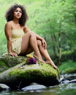 Nicole Alexander feet photo thumbnail