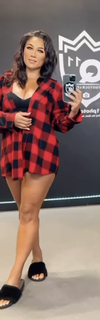 Nicole Alexander feet photo thumbnail