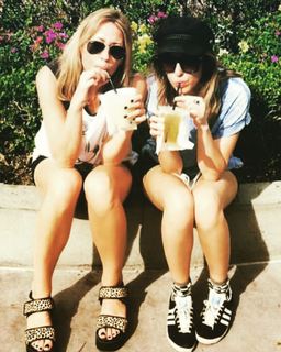 Nicole Appleton feet photo 20