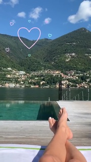 Nicole Appleton feet photo 17