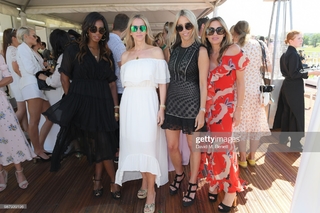 Nicole Appleton feet photo 7