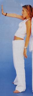 Nicole Appleton feet photo 17