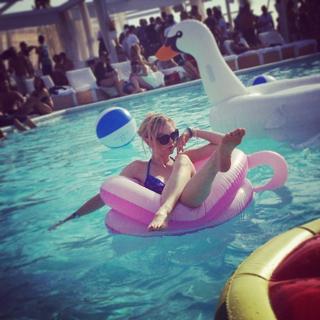 Nicole Arbour feet photo 18