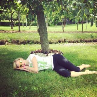 Nicole Arbour feet photo 13