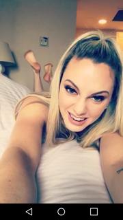 Nicole Arbour feet photo 4