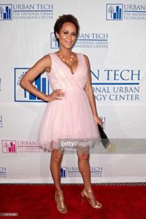 Nicole Ari Parker feet photo thumbnail