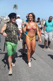 Nicole Bahls feet photo thumbnail
