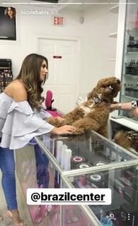 Nicole Bahls feet photo thumbnail