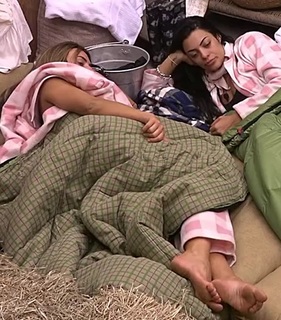 Nicole Bahls feet photo thumbnail