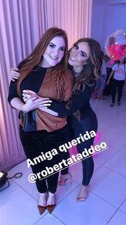 Nicole Bahls feet photo thumbnail