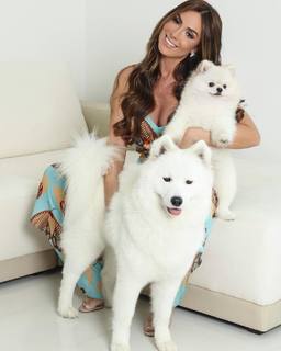 Nicole Bahls feet photo thumbnail