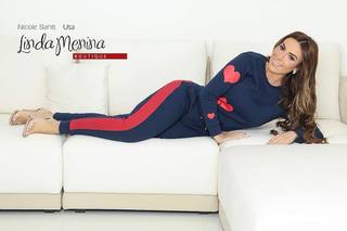 Nicole Bahls feet photo thumbnail