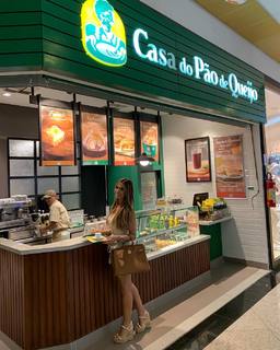 Nicole Bahls feet photo thumbnail