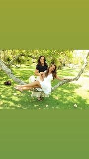 Nicole Bahls feet photo thumbnail