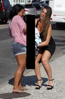 Nicole Bahls feet photo thumbnail