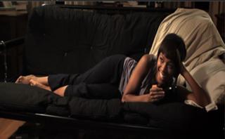 Nicole Beharie feet photo thumbnail