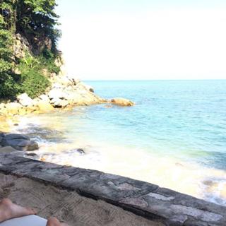 Nicole Bilderback feet photo 8