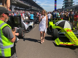 Nicole Briscoe feet photo thumbnail