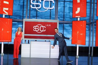 Nicole Briscoe feet photo thumbnail