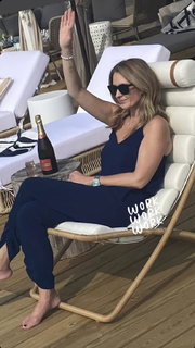 Nicole Briscoe feet photo thumbnail