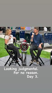 Nicole Briscoe feet photo thumbnail