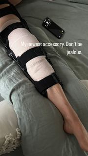 Nicole Briscoe feet photo thumbnail