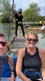 Nicole Briscoe feet photo thumbnail